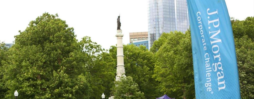 Photo: J.P.Morgan Chase Corporate Challenge banner flag